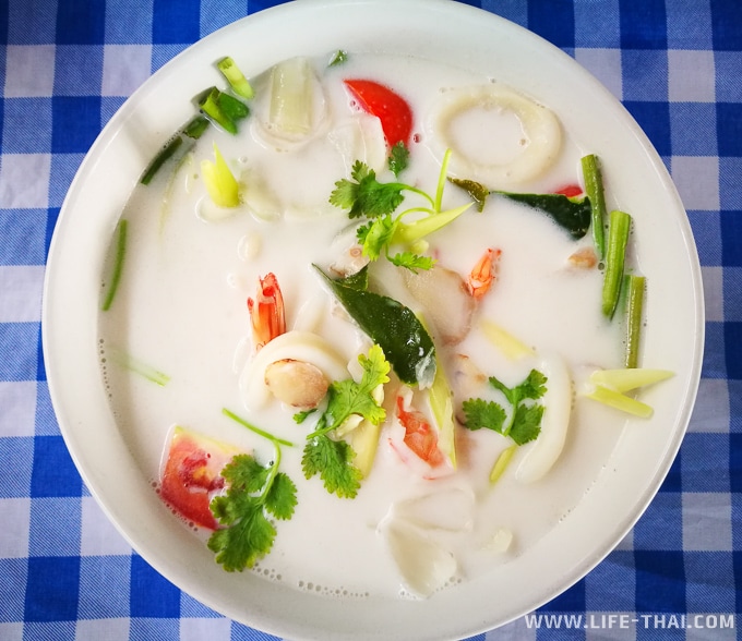 Что из еды попробовать в Таиланде