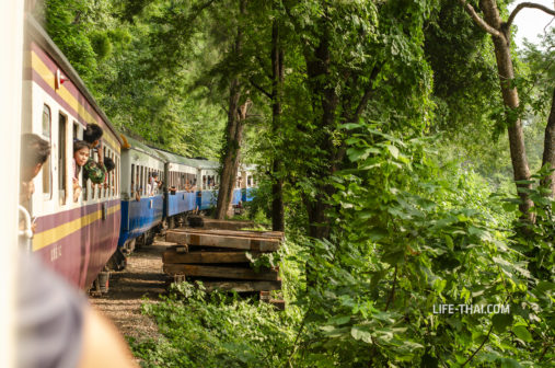 Железная дорога смерти Death railway в Канчанабури Таиланд