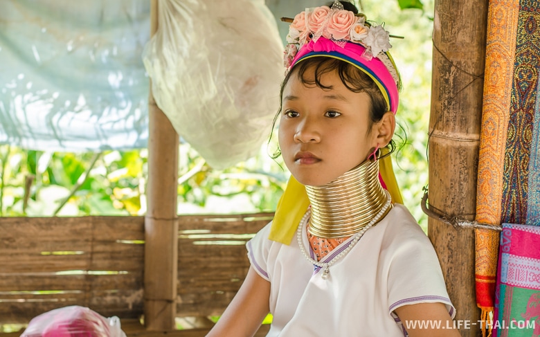 Племя падаунг, карены, Таиланд