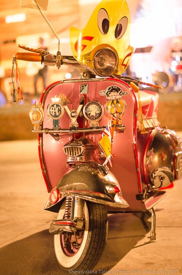 Мотороллер Vespa, Бангкок