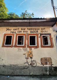 Рекламное граффити о пиве в Белграде