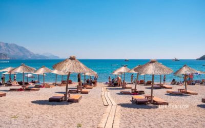 Песчаный пляж Яз около Будвы