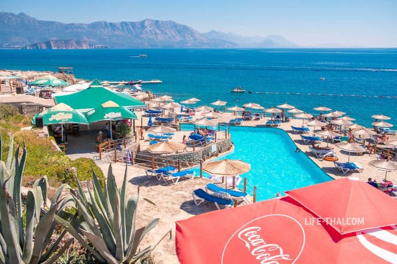 Пляж Плоче (plaza Ploce) около Будвы