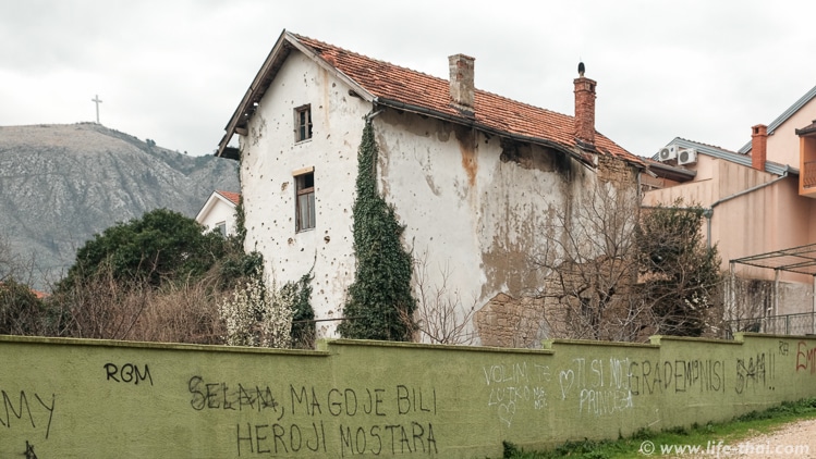 Следы войны в Мостаре, авто путешествие по Боснии и Герцеговине