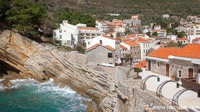 Петровац – уютный семейный курорт в Черногории Петровац - уютный семейный курорт в Черногории