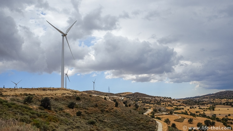 Ветряки на Кипре, путешествие по Кипру