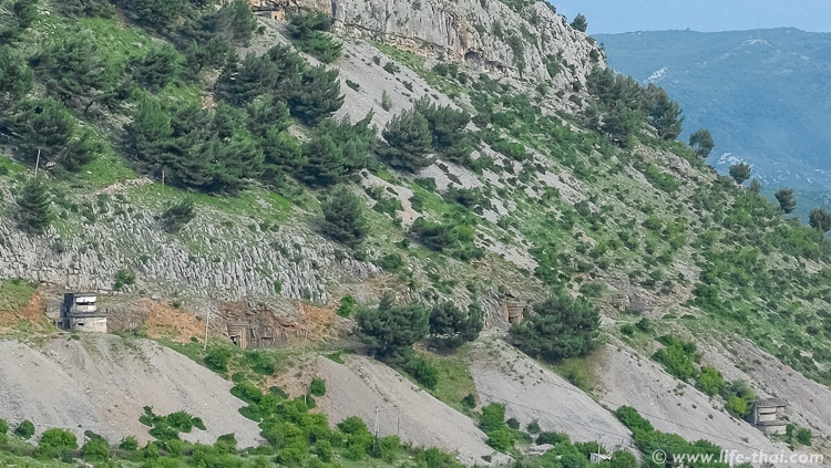 Бункеры в Албании