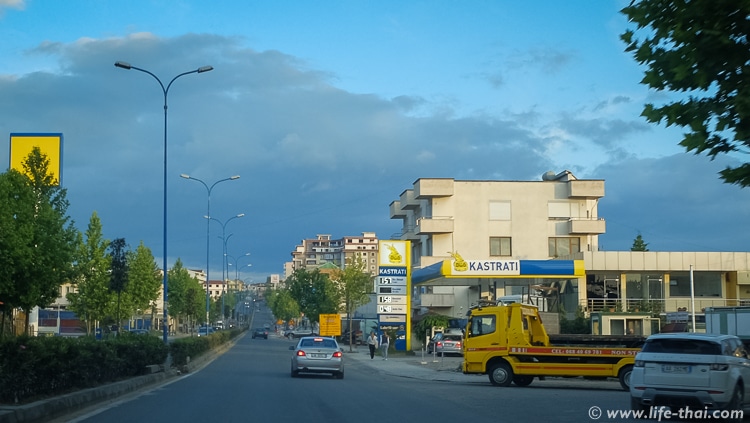 Заправка в Албании Заправка в Албании