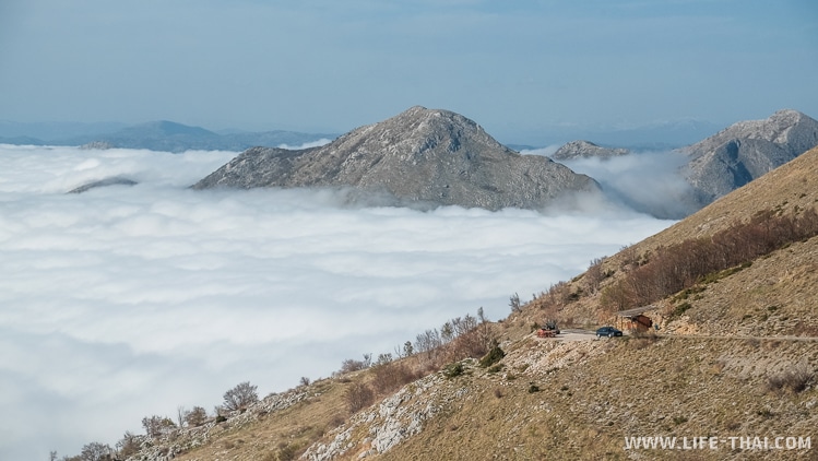 Выше облаков - дорога с горы Ловчен в Котор, Черногория