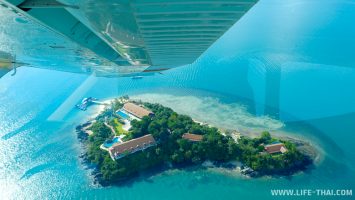 Пхукет под крылом самолёта. Красота!