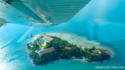 Пхукет под крылом самолёта. Красота!