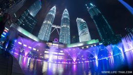 Башни-близнецы Петронас в столице Малайзии Куала Лумпуре