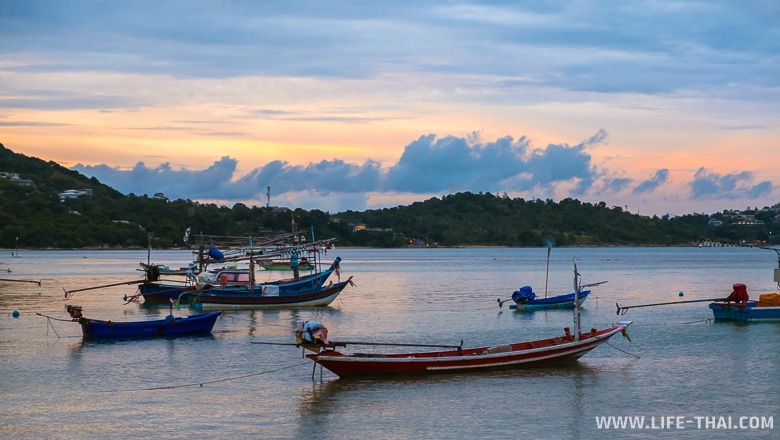 Закат на острове Самуи, лодки-длиннохвостки, Таиланд