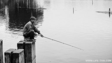 Одинокий рыбак в Ханое