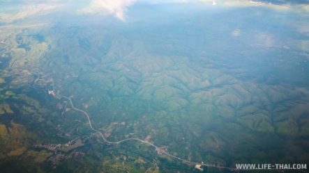 Город Чиангмай вид из самолета