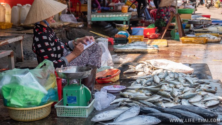 Рынок морепродуктов на Фукуоке