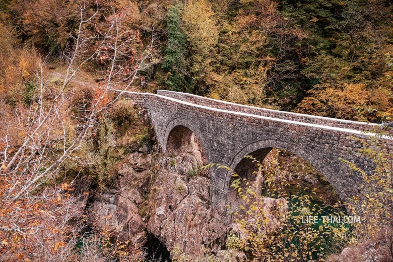 Данилов мост на реке Мртвица в Черногории