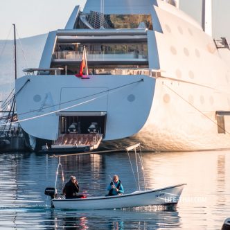 Яхта А российского миллиардера Мельниченко в Порто Монтенегро, Черногория