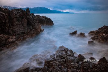 Пляж Плоче около Будвы зимой