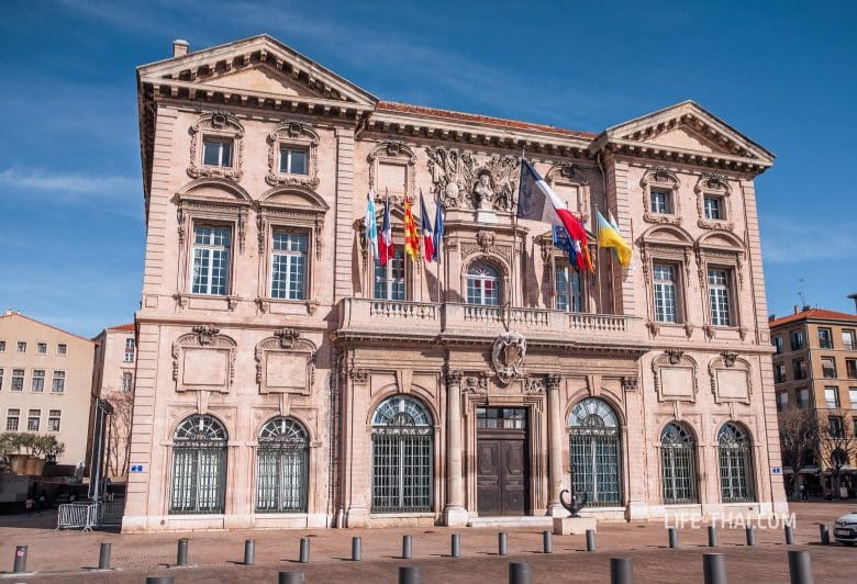 Городская ратуша в Марселе