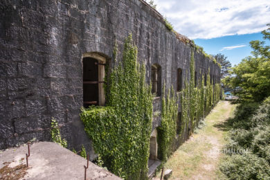 Форт Врмац (tvrdjava Vrmac) снаружи, Черногория